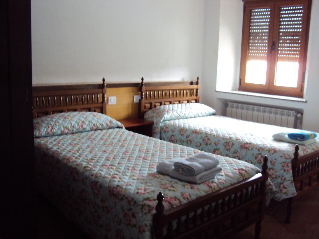 Casa De Lucas Villa Fonfria Luaran gambar